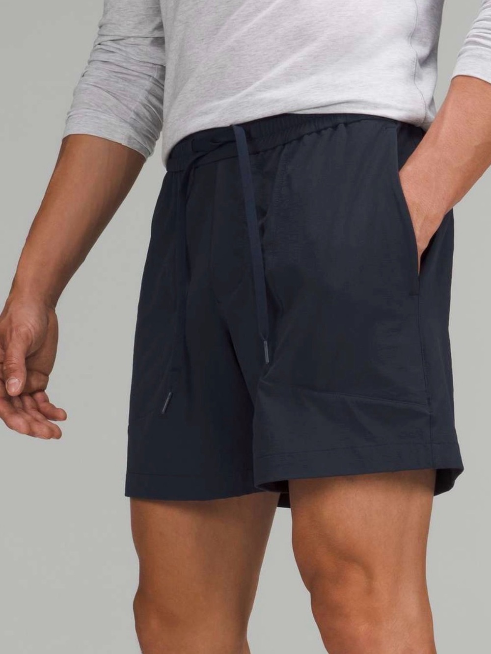 Lululemon Mens Bowline Short 8” - size medium